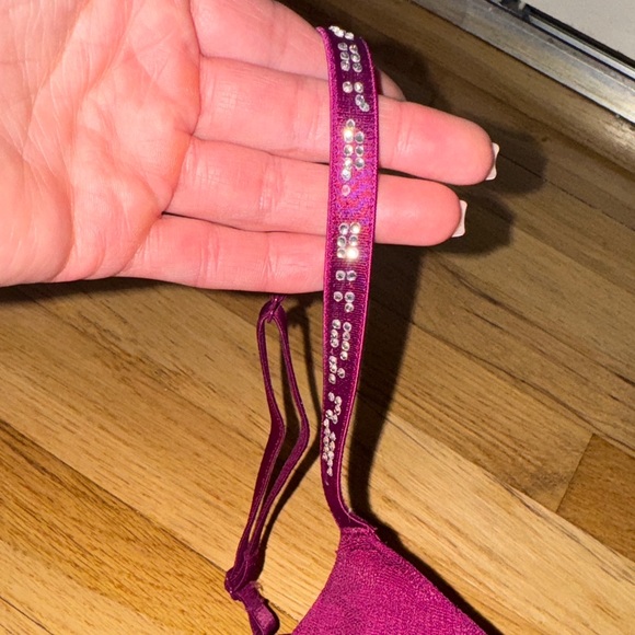 PINK Victoria's Secret Floral Lace Bra in Deep Burgundy - Picture 3 of 4